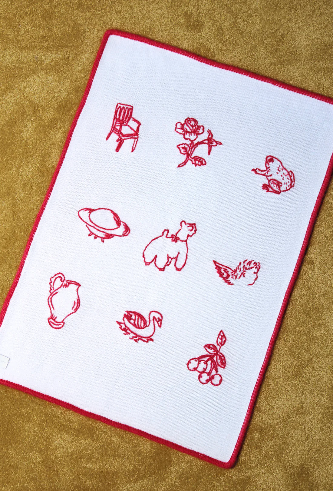 Bethel Baby Blanket - Cream/Rose Red - Zimenao